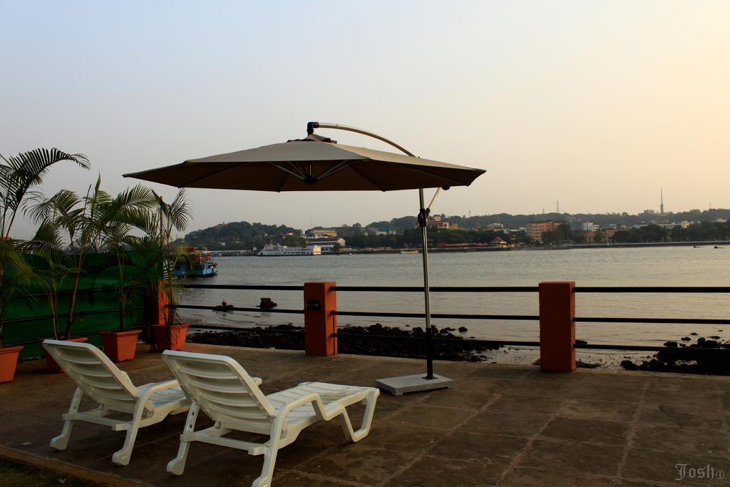 Cabo Cabana Hotel Panaji Buitenkant foto
